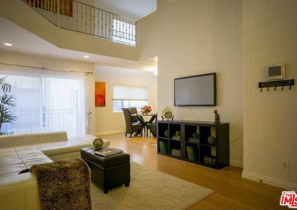 1st image of 1154 S Barrington Ave APT 304