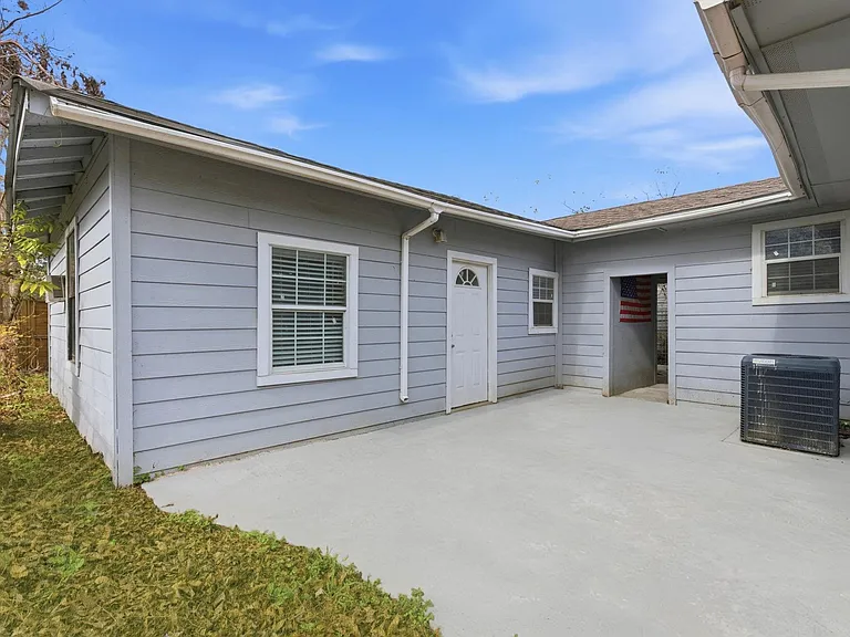 2411 Leffingwell St — Photo 28