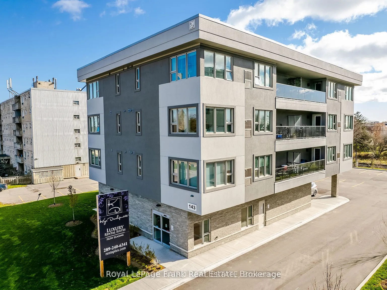 2 bed, $2,075 — Photo 1