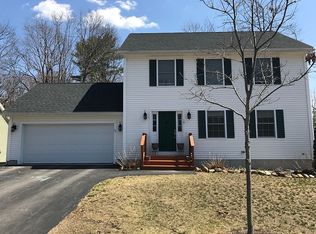 10 Hawthorne Cir, Somersworth, NH 03878