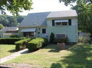 19 Halock Dr, Greenwich, CT 06831