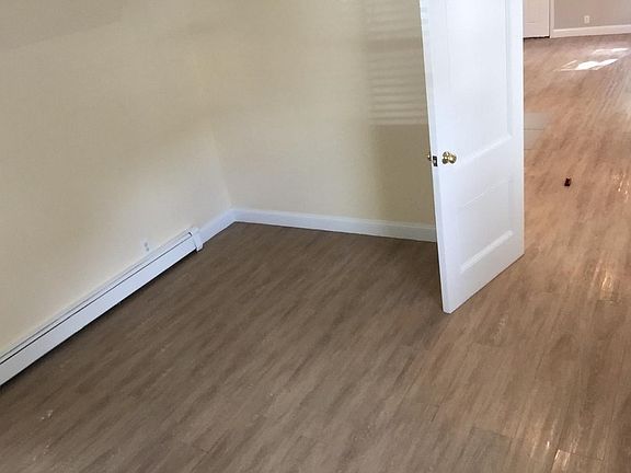 2nd image of 26 Blackford Ave