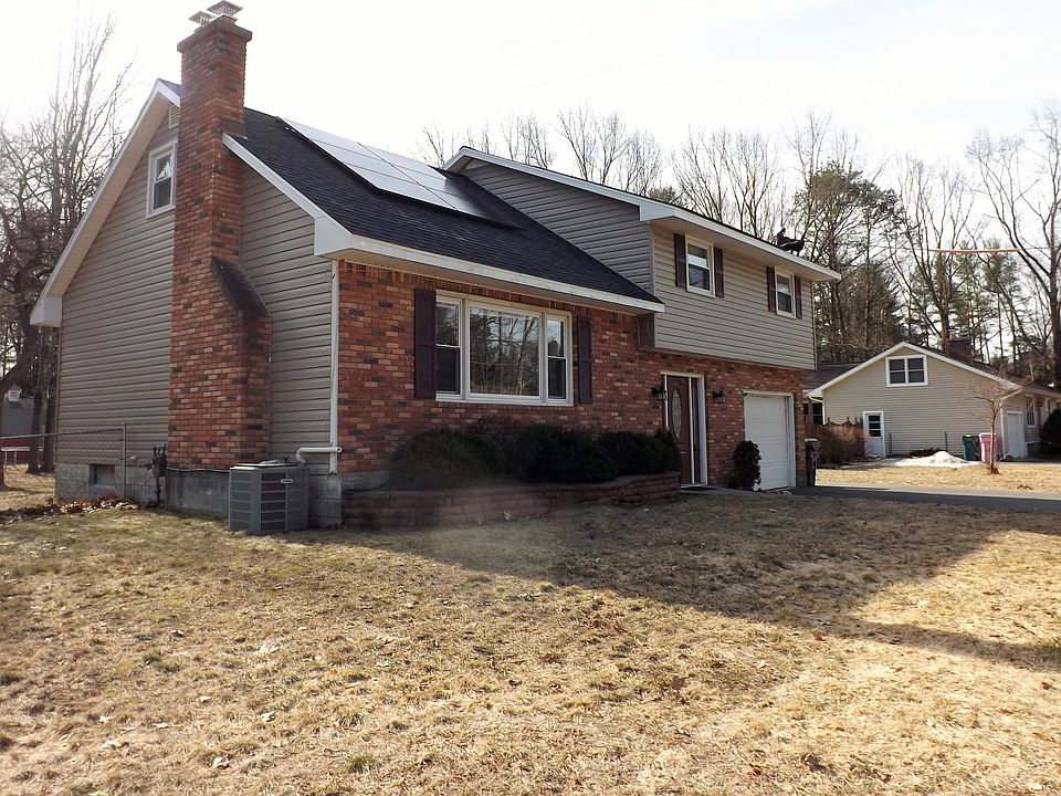 1st image of 145 Juniper Dr
