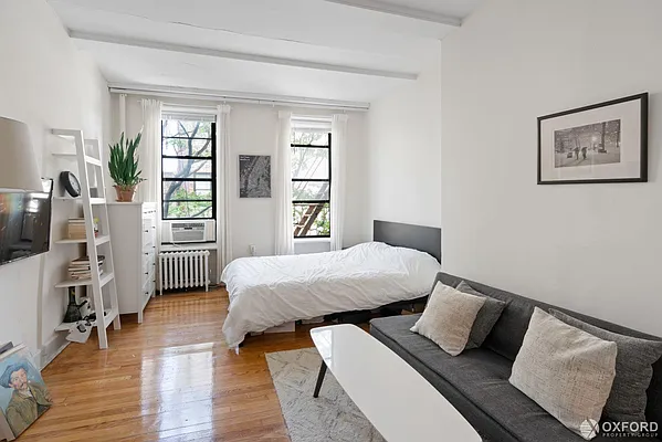 Rented by Oxford Property Group | media 8