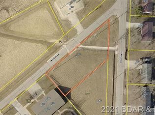 28541 Playmor Beach Rd, Rocky Mount, MO 65072