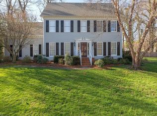 6109 Lindley Woods Dr, Greensboro, NC 27410