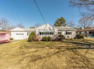 16 Sonia St, Springfield, MA 01119