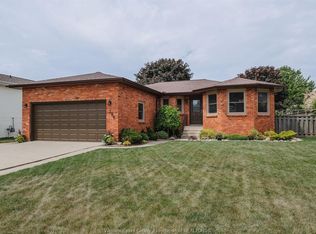 286 Cherrywood Dr, Kingsville, ON N9Y 3R4