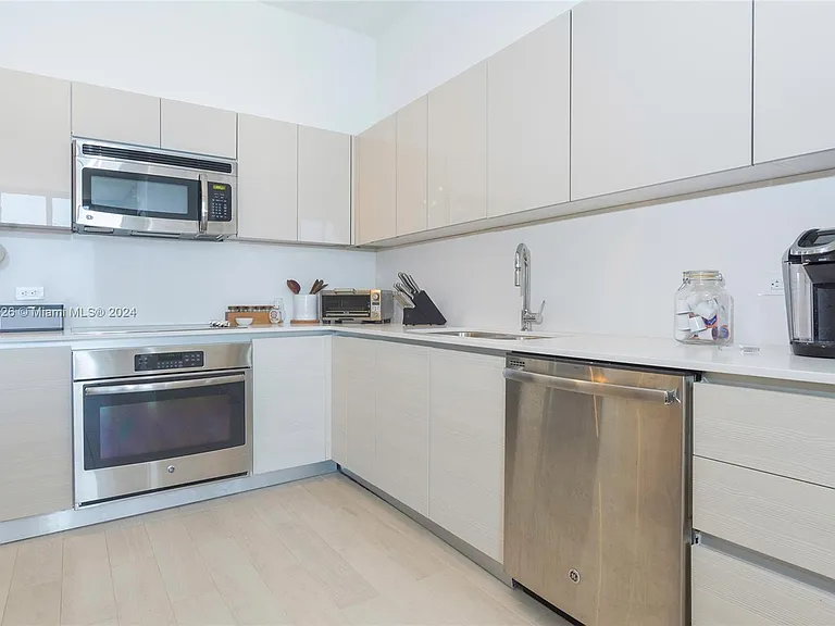 2600 E Hallandale Beach Blvd #T3307 — Photo 11