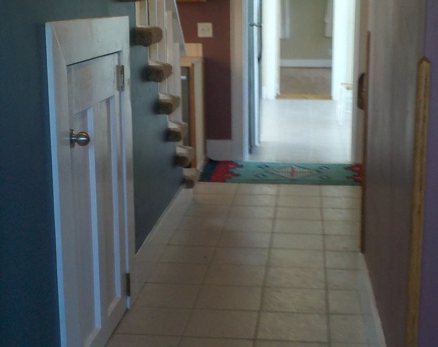 3 bed, 1600 sqft, $1,900 — Photo 2