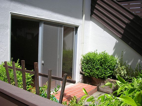 Garden Area/Patio for unit