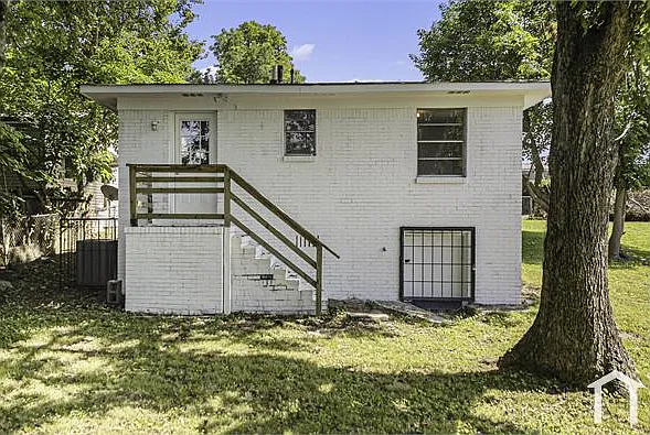 5432 12th Ct — Photo 9