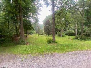10 Up A Way Dr, Vernon Twp., NJ 07461