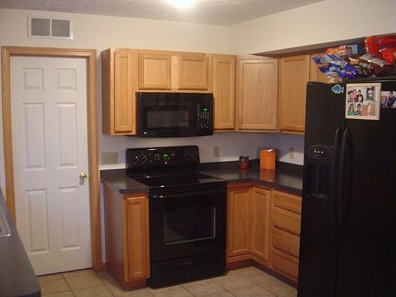 4th image of 103 Lakeview Blvd