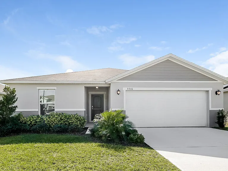 5016 Golden River Ln — Photo 1