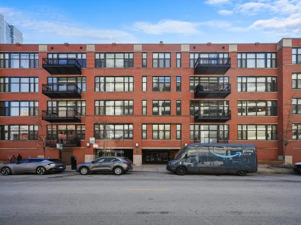 333 W Hubbard St APT 513, Chicago, IL 60654