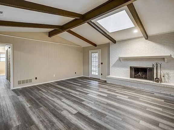 3rd image of 2600 Plateau Dr