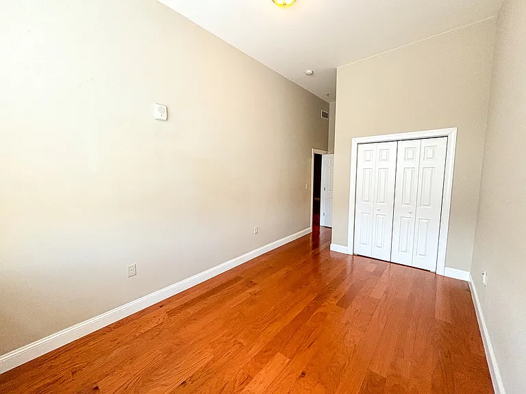 910 Cherry Street — Photo 31