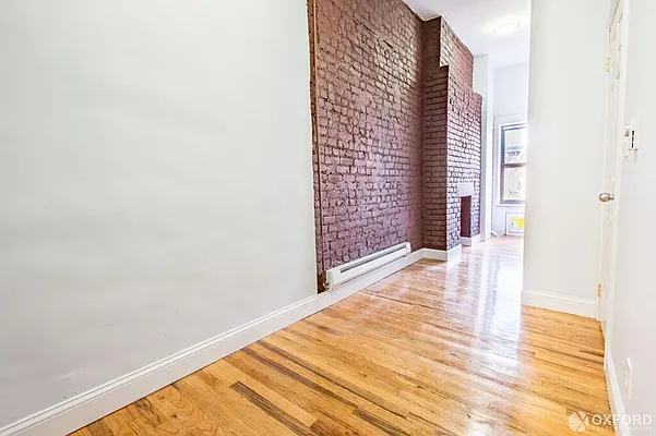 Rented by Oxford Property Group | media 9