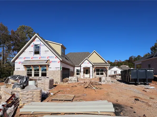 1971 Long Leaf Ln, Opelika, AL 36801