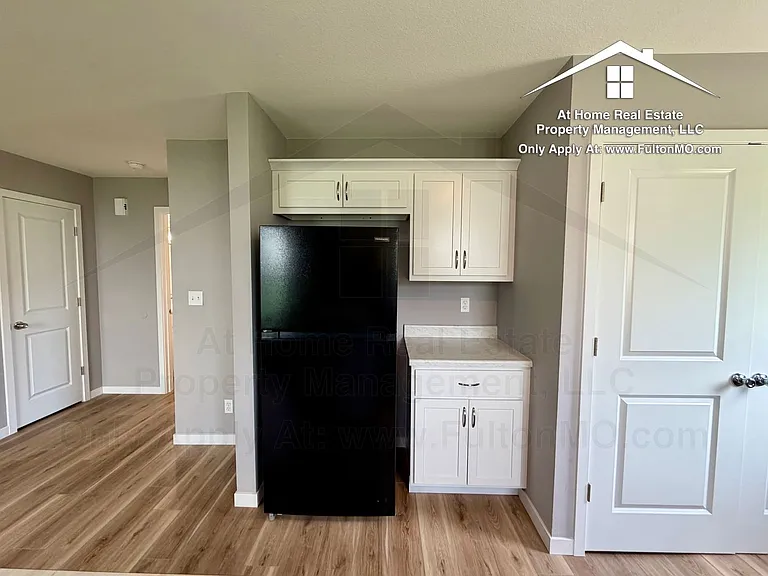 2717 Mayflower Dr — Photo 15