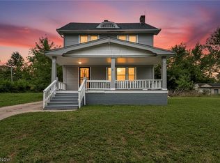 11312 Dove Ave, Cleveland, OH 44105