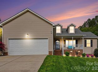 325 Eagle Creek Rd, Clover, SC 29710