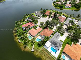 2326 NW 186th Ave, Pembroke Pines, FL 33029