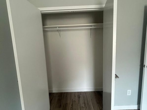 146 Hamilton Ave