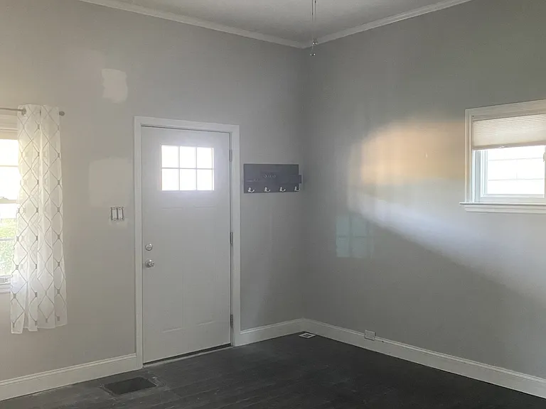 166 Ofallon Ave — Photo 7