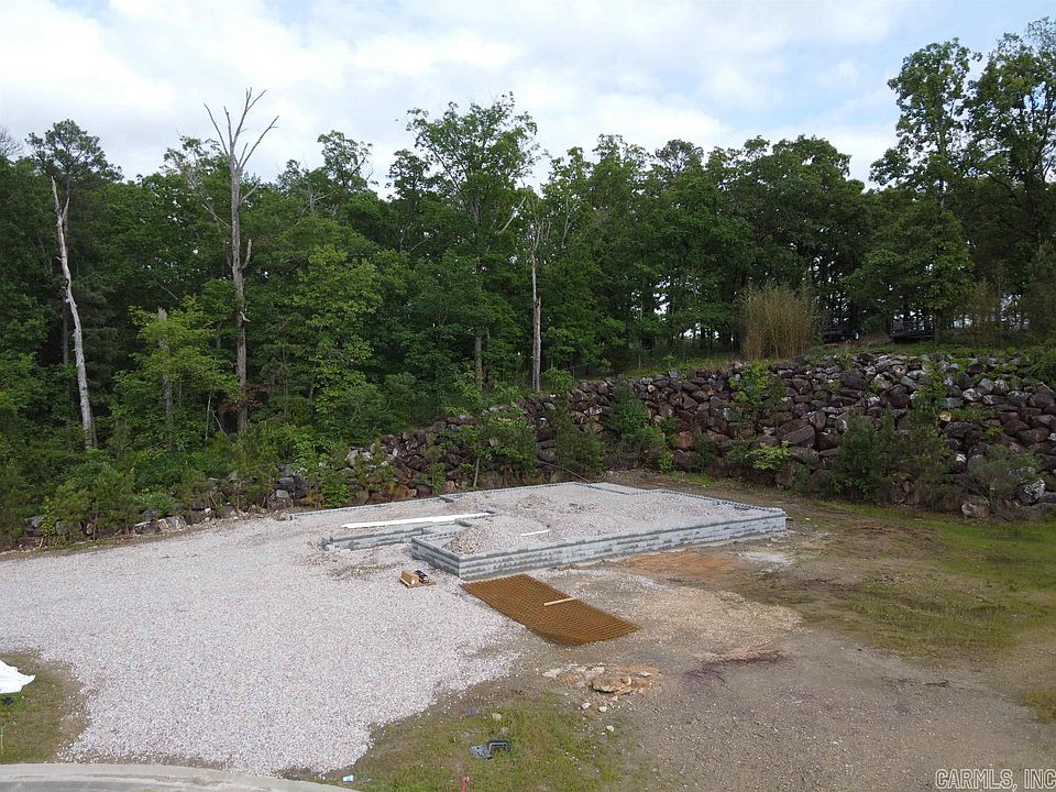 2nd image of 152 Apple Blossom Cir