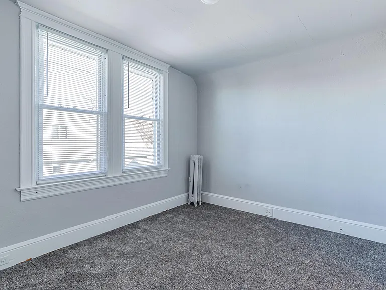 802 Quincy Ave — Photo 17