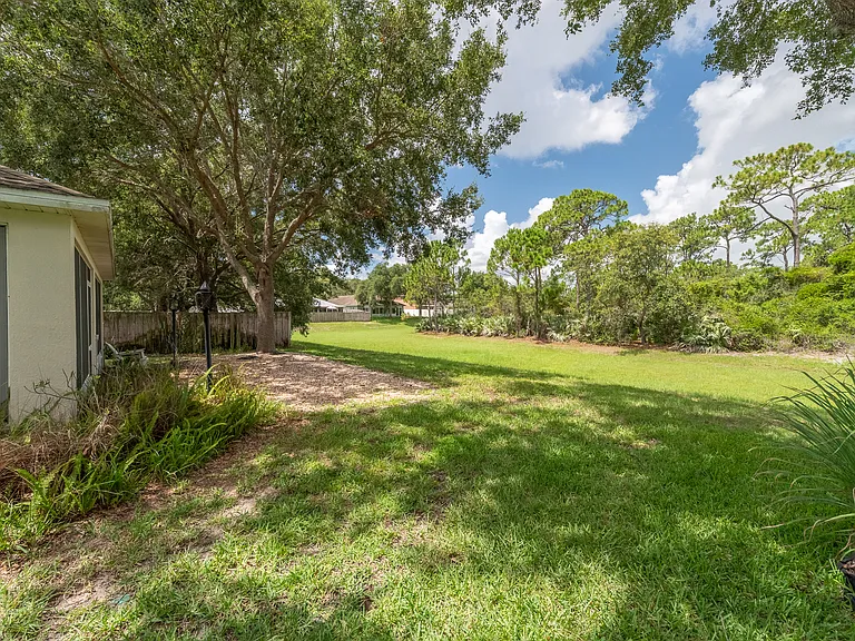 537 Mason Dr — Photo 47