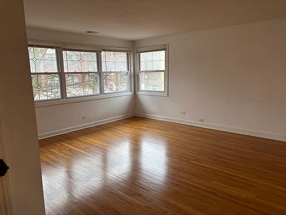 5th image of 7130 N Paulina St #2