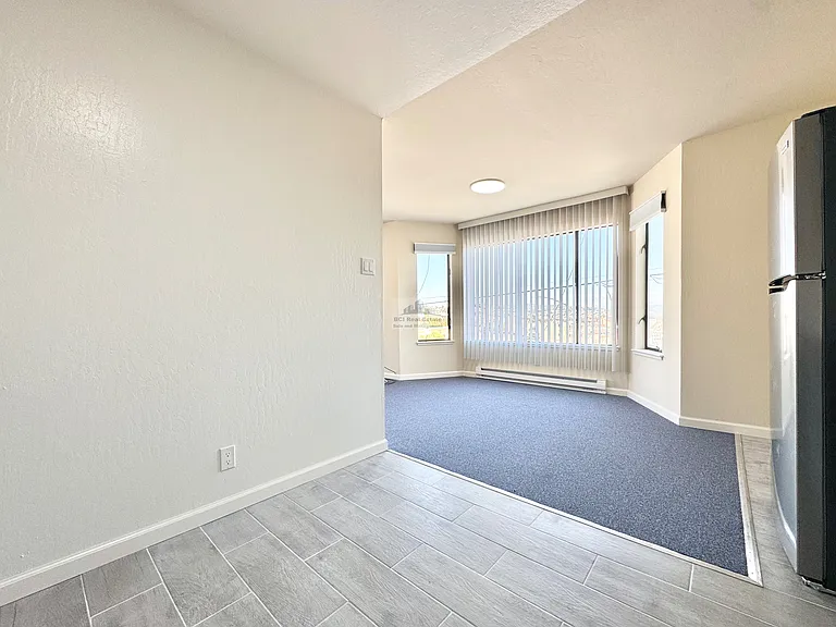 900 Rivera St #6 — Photo 6