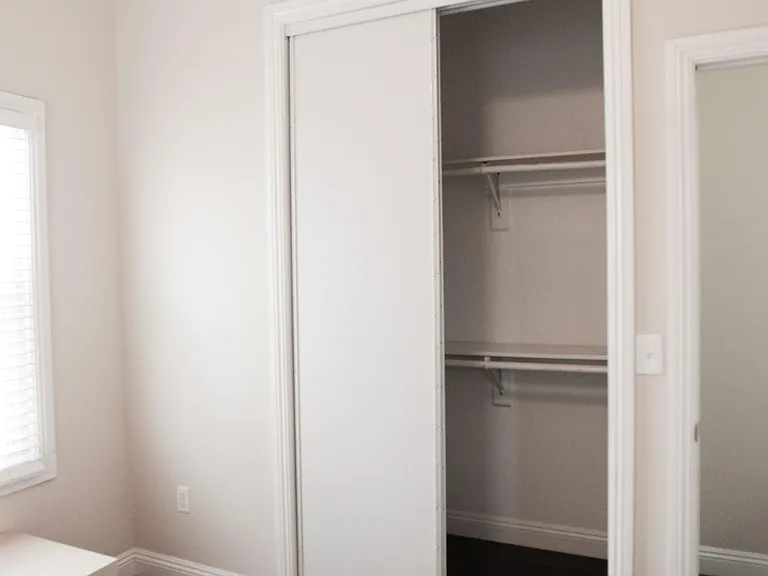1248 W 37th Dr — Photo 21
