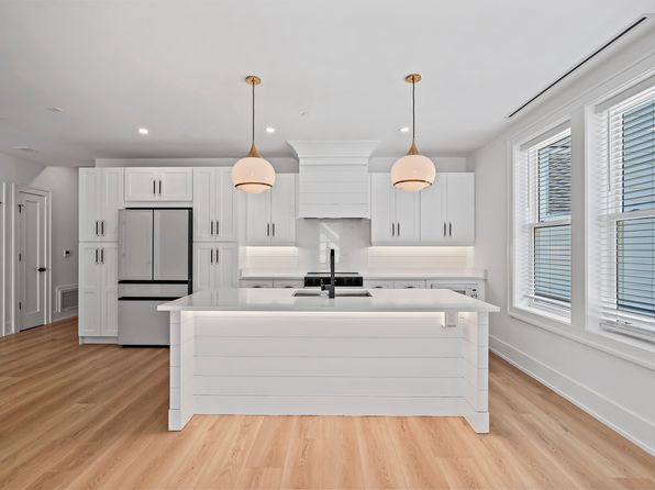 156 Bedford Rd #1