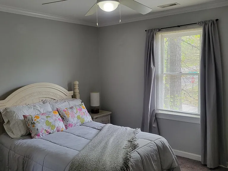 100 Thamesford Way — Photo 11
