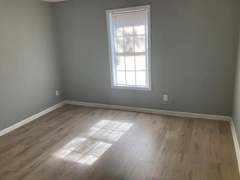 976 Sham Pointe Dr — Photo 6