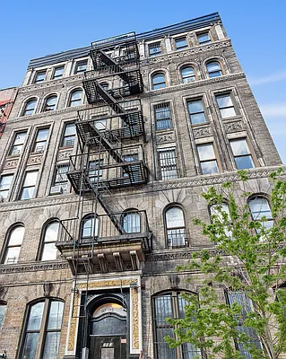 Rented by Corcoran | media 15