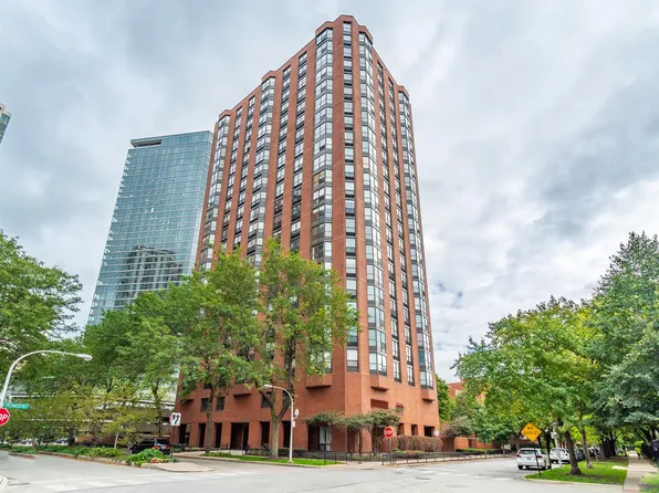 901 S Plymouth Ct APT 802, Chicago, IL 60605