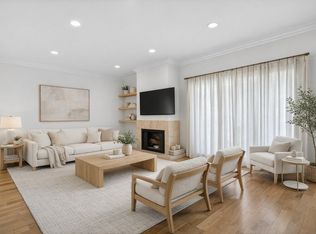 1702 Brockton Ave APT 4, Los Angeles, CA 90025