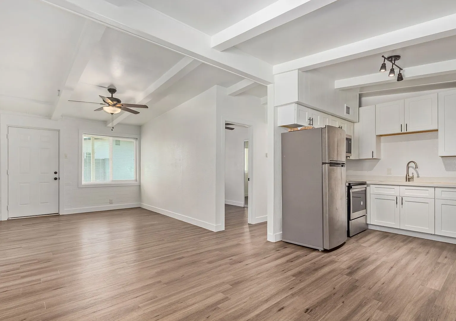 4218 North 17th Street — Photo 1