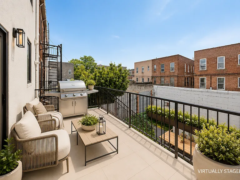 249 Cooper St #2 — Photo 8