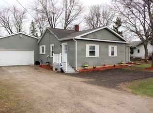 8257 Corunna Rd, Flint, MI 48532