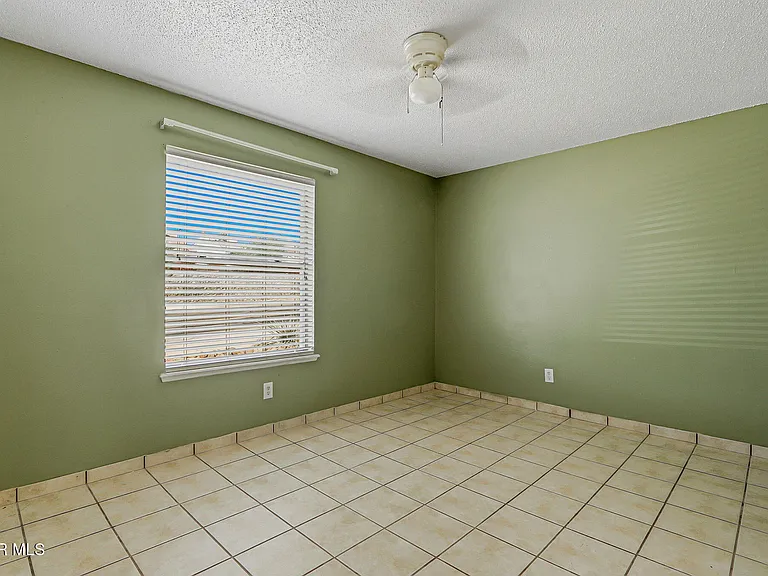 6613 Escondido Dr #B — Photo 18