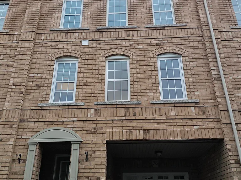 2280 Baronwood Dr #98 — Photo 1
