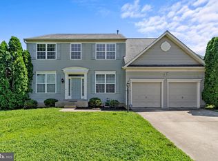 2434 Rabbits Run St, Waldorf, MD 20601