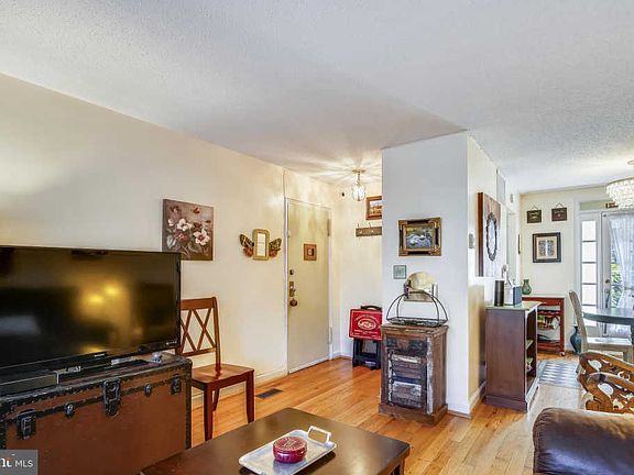 4th image of 3058 S Abingdon St APT A2