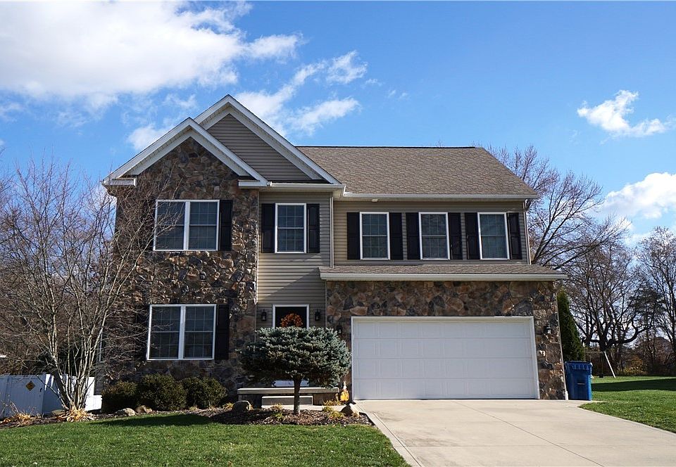 1st image of 1405 Hidden Lake Blvd